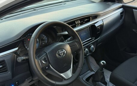 Toyota Corolla, 2013 год, 1 150 000 рублей, 12 фотография