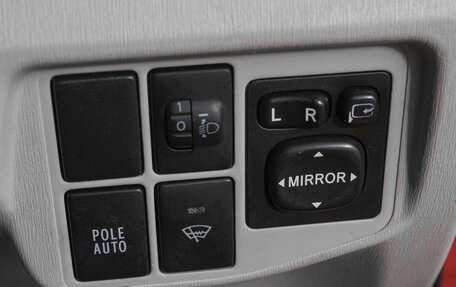 Toyota Prius, 2009 год, 1 059 000 рублей, 20 фотография