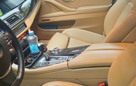 BMW 5 серия, 2012 год, 1 800 000 рублей, 8 фотография