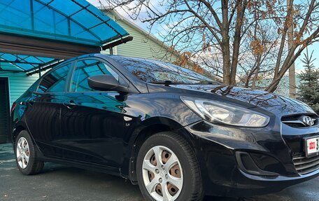 Hyundai Solaris II рестайлинг, 2013 год, 950 000 рублей, 2 фотография