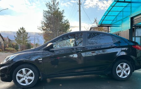 Hyundai Solaris II рестайлинг, 2013 год, 950 000 рублей, 5 фотография