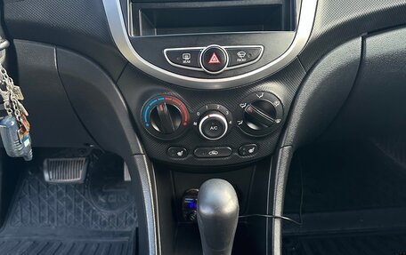 Hyundai Solaris II рестайлинг, 2013 год, 950 000 рублей, 10 фотография