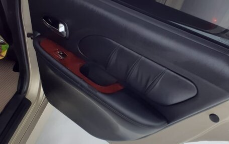 Hyundai Sonata IV рестайлинг, 2004 год, 600 000 рублей, 12 фотография