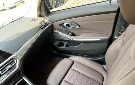 BMW 3 серия, 2021 год, 2 740 000 рублей, 10 фотография