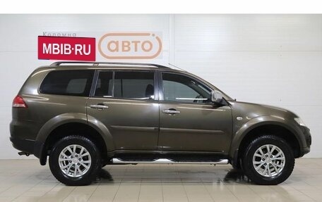 Mitsubishi Pajero IV, 2013 год, 1 799 000 рублей, 4 фотография