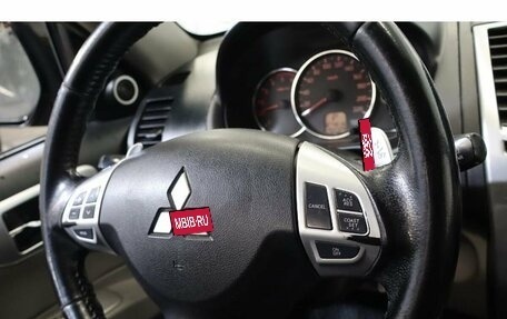 Mitsubishi Pajero IV, 2013 год, 1 799 000 рублей, 8 фотография