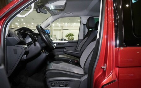 Volkswagen Multivan T6 рестайлинг, 2020 год, 6 550 000 рублей, 13 фотография