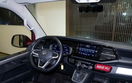 Volkswagen Multivan T6 рестайлинг, 2020 год, 6 550 000 рублей, 21 фотография