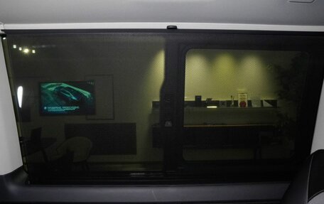 Volkswagen Multivan T6 рестайлинг, 2020 год, 6 550 000 рублей, 38 фотография