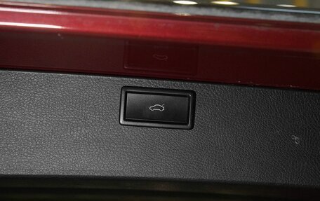 Volkswagen Multivan T6 рестайлинг, 2020 год, 6 550 000 рублей, 40 фотография