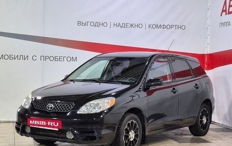 Toyota Matrix, 2004 год, 517 000 рублей, 3 фотография