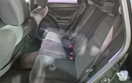 Toyota Matrix, 2004 год, 517 000 рублей, 14 фотография