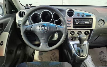 Toyota Matrix, 2004 год, 517 000 рублей, 10 фотография