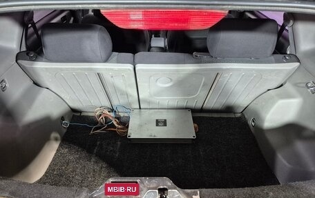 Toyota Matrix, 2004 год, 517 000 рублей, 19 фотография