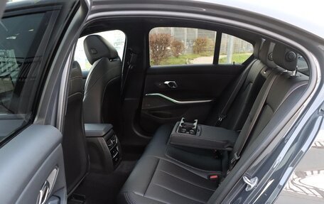 BMW 3 серия, 2025 год, 7 490 032 рублей, 24 фотография