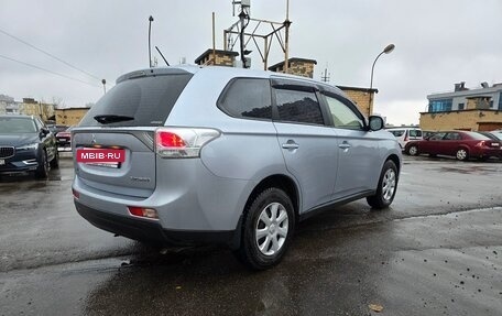 Mitsubishi Outlander III рестайлинг 3, 2013 год, 1 850 000 рублей, 5 фотография