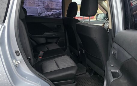 Mitsubishi Outlander III рестайлинг 3, 2013 год, 1 850 000 рублей, 20 фотография