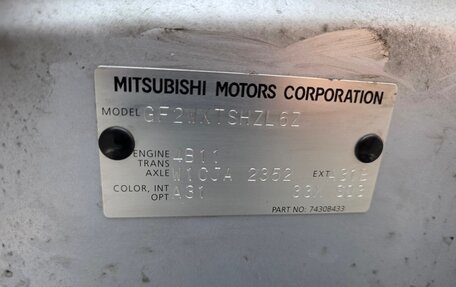 Mitsubishi Outlander III рестайлинг 3, 2013 год, 1 850 000 рублей, 26 фотография