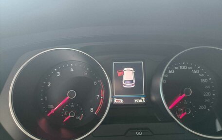 Volkswagen Tiguan II, 2022 год, 2 700 000 рублей, 8 фотография