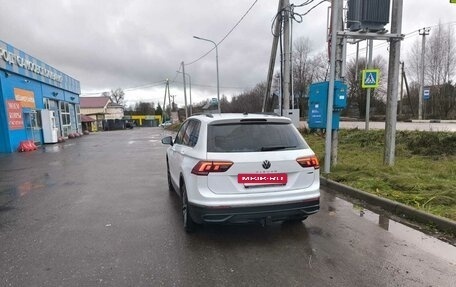 Volkswagen Tiguan II, 2022 год, 2 700 000 рублей, 4 фотография