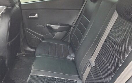 KIA Rio III рестайлинг, 2015 год, 650 000 рублей, 16 фотография