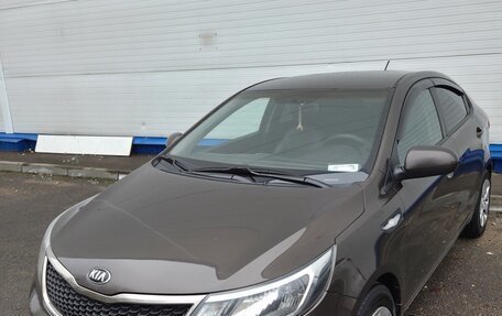 KIA Rio III рестайлинг, 2015 год, 650 000 рублей, 3 фотография