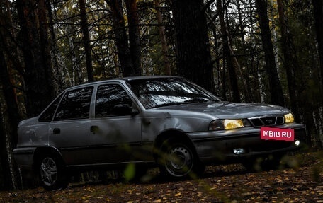 Daewoo Nexia I рестайлинг, 2003 год, 140 000 рублей, 2 фотография