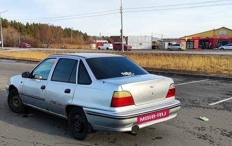 Daewoo Nexia I рестайлинг, 2003 год, 140 000 рублей, 3 фотография