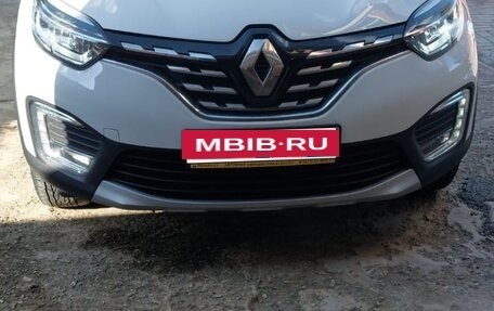 Renault Kaptur I рестайлинг, 2021 год, 1 700 000 рублей, 4 фотография