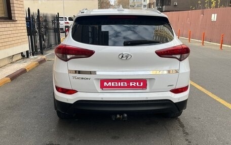 Hyundai Tucson III, 2015 год, 2 000 000 рублей, 4 фотография