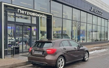 Mercedes-Benz A-Класс, 2015 год, 1 400 000 рублей, 8 фотография