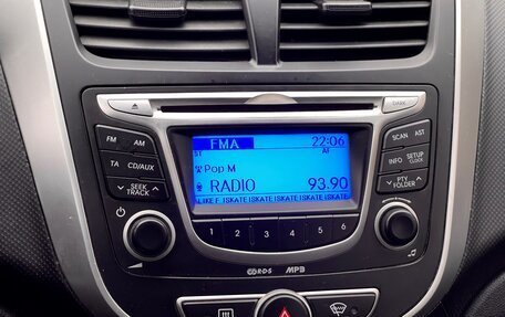 Hyundai Solaris II рестайлинг, 2012 год, 699 000 рублей, 22 фотография