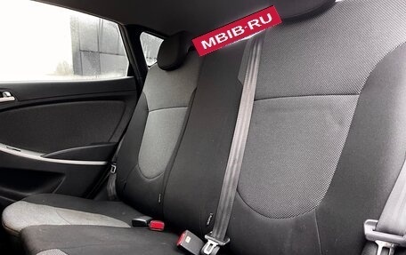 Hyundai Solaris II рестайлинг, 2012 год, 699 000 рублей, 20 фотография