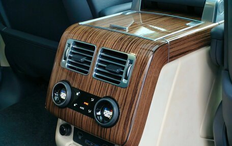 Land Rover Range Rover IV рестайлинг, 2018 год, 7 980 000 рублей, 15 фотография