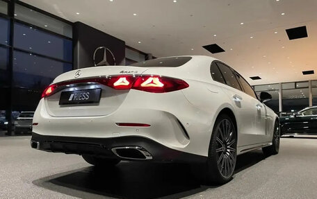 Mercedes-Benz E-Класс, 2024 год, 10 700 000 рублей, 5 фотография