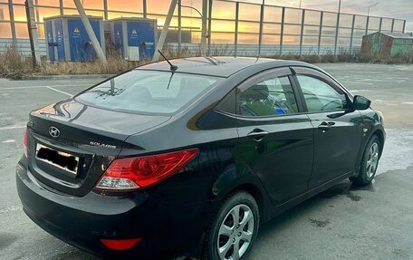 Hyundai Solaris II рестайлинг, 2012 год, 830 000 рублей, 3 фотография