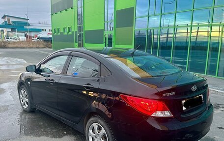 Hyundai Solaris II рестайлинг, 2012 год, 830 000 рублей, 2 фотография