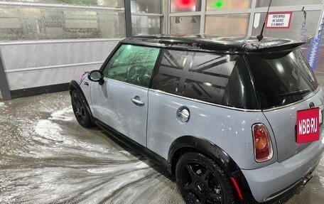 MINI Hatch, 2002 год, 690 000 рублей, 3 фотография