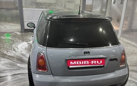 MINI Hatch, 2002 год, 690 000 рублей, 4 фотография