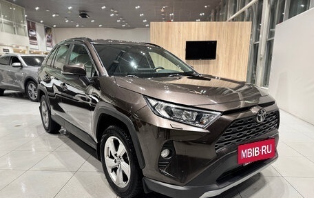 Toyota RAV4, 2020 год, 3 090 000 рублей, 7 фотография