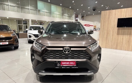 Toyota RAV4, 2020 год, 3 090 000 рублей, 8 фотография