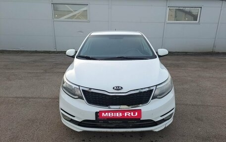 KIA Rio III рестайлинг, 2015 год, 1 012 000 рублей, 2 фотография