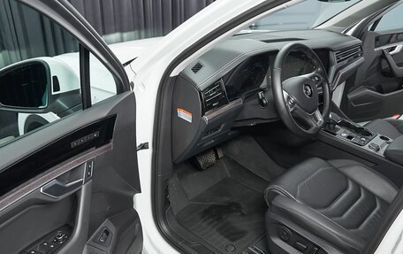 Volkswagen Touareg III, 2019 год, 5 700 000 рублей, 9 фотография