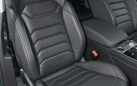 Volkswagen Touareg III, 2019 год, 5 700 000 рублей, 18 фотография