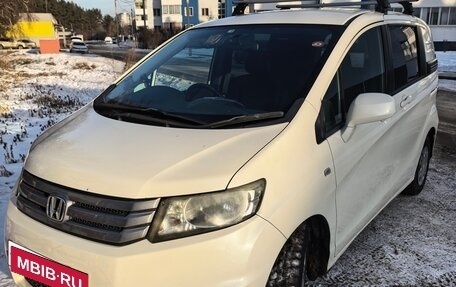 Honda Freed I, 2011 год, 950 000 рублей, 1 фотография