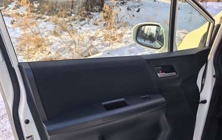 Honda Freed I, 2011 год, 950 000 рублей, 3 фотография