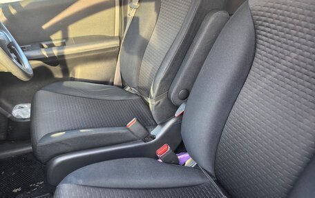 Honda Freed I, 2011 год, 950 000 рублей, 5 фотография