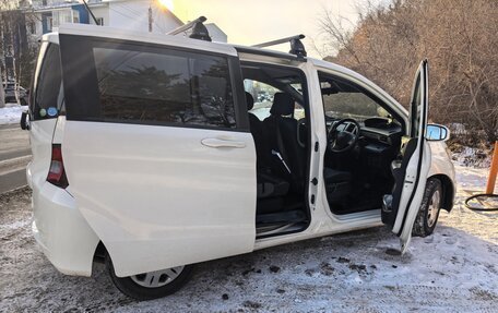 Honda Freed I, 2011 год, 950 000 рублей, 6 фотография