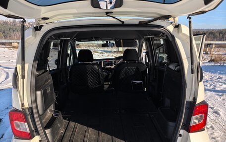 Honda Freed I, 2011 год, 950 000 рублей, 16 фотография