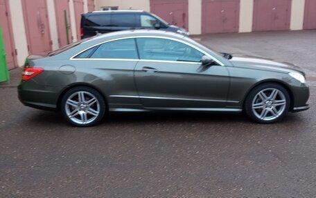 Mercedes-Benz E-Класс, 2009 год, 5 000 000 рублей, 4 фотография